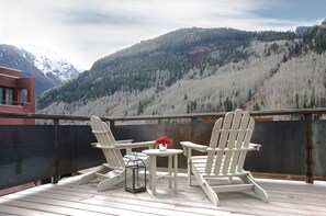 公寓式客房, 4 间卧室 | 阳台