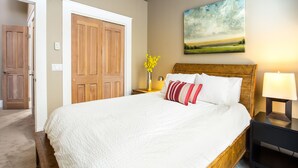 Unclassified image, 4 of 18, button - Pacific Place TOO - Condo, Downtown Telluride, Steps From Town Park (Telluride)