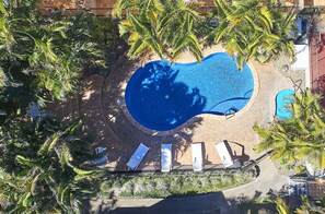 Outdoor pool - Cabarita Beachfront Apartments (Bogangar)