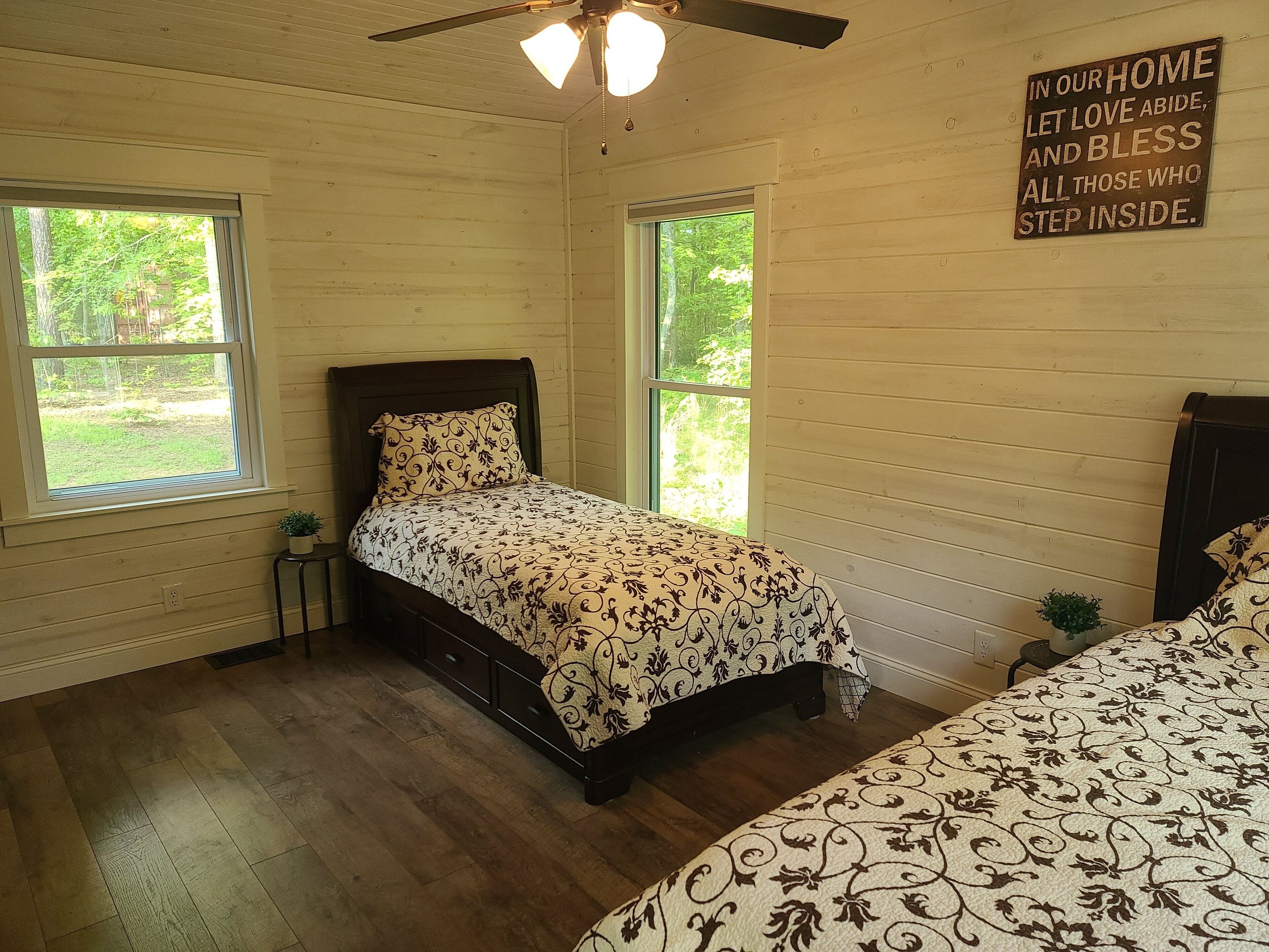 Cozy Country Cottage - Minutes From Lake Ouachita