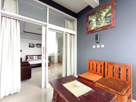 Deluxe Double Room | Terrace/patio