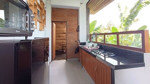Front of property - La Montana (Gobleg)
