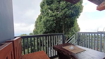 Deluxe Double Room | Terrace/patio