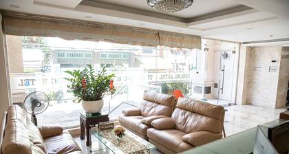 Tu Phuong Hotel