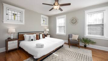 Superior Duplex, 2 Bedrooms, Non Smoking, Kitchen | 2 bedrooms, individually decorated, iron/ironing board, free WiFi