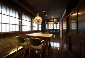 Sintaku A | Living area