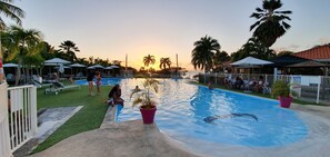 Utomhuspool