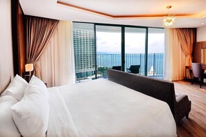 Executive Double Room, 1 King Bed, Partial Sea View | Premium bedding, desk, laptop workspace, blackout drapes - Panorama Nha Trang Hotel & Apartments (Nha Trang)