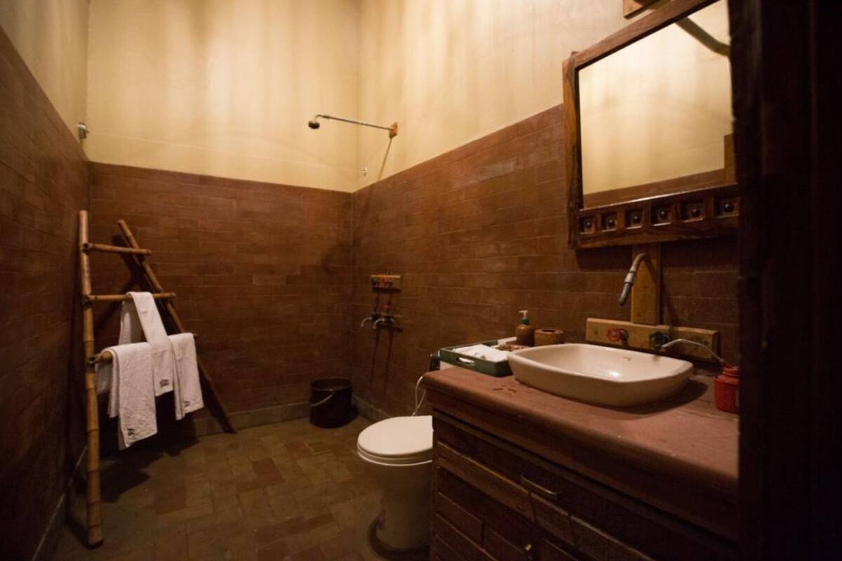 Pantuflas y toallas
