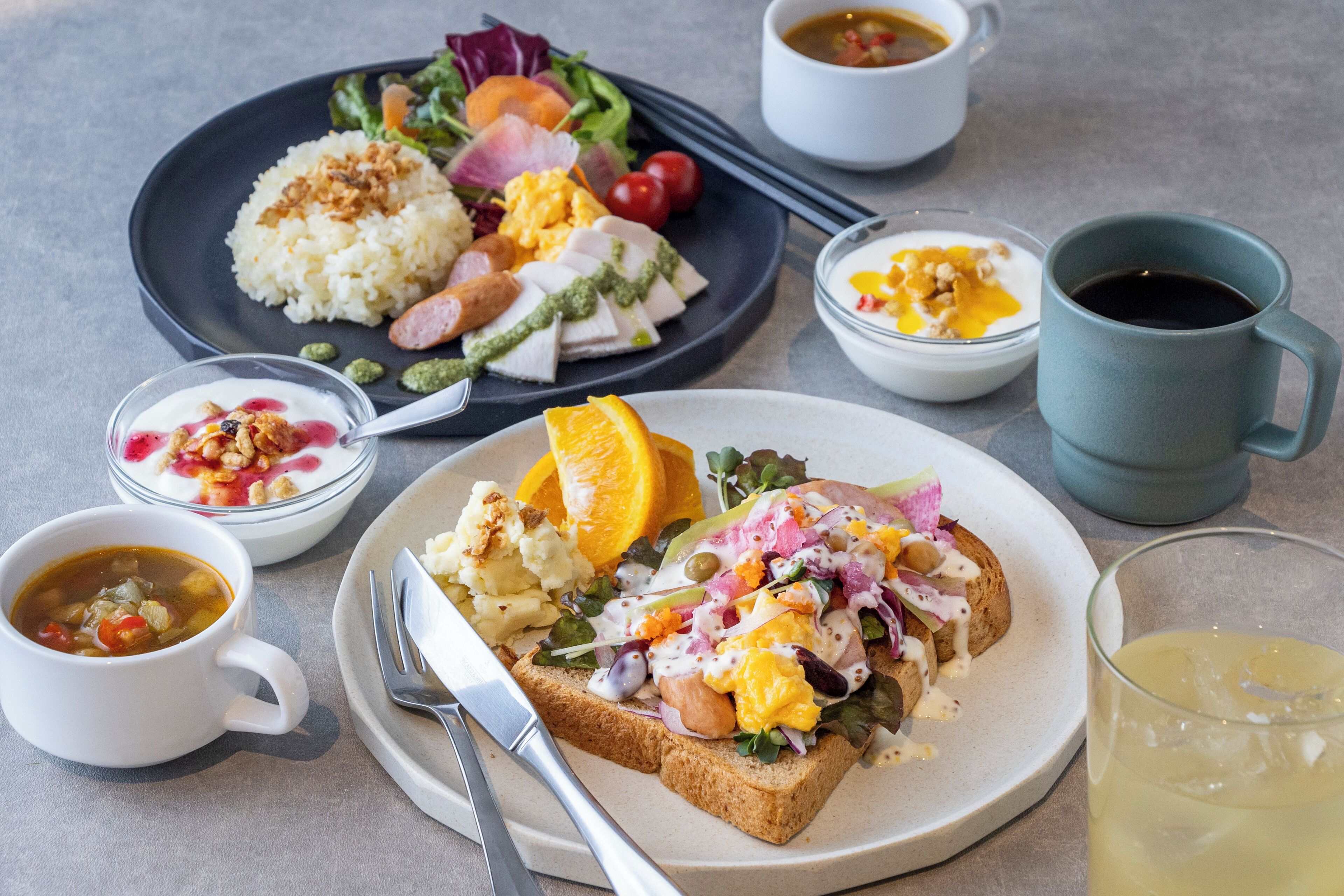daily buffet breakfast (jpy 1650 per person)