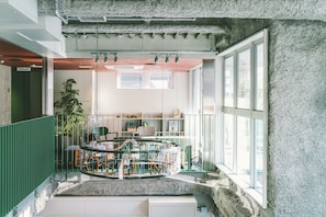 Lobby - LANDABOUT TOKYO (Tokyo)