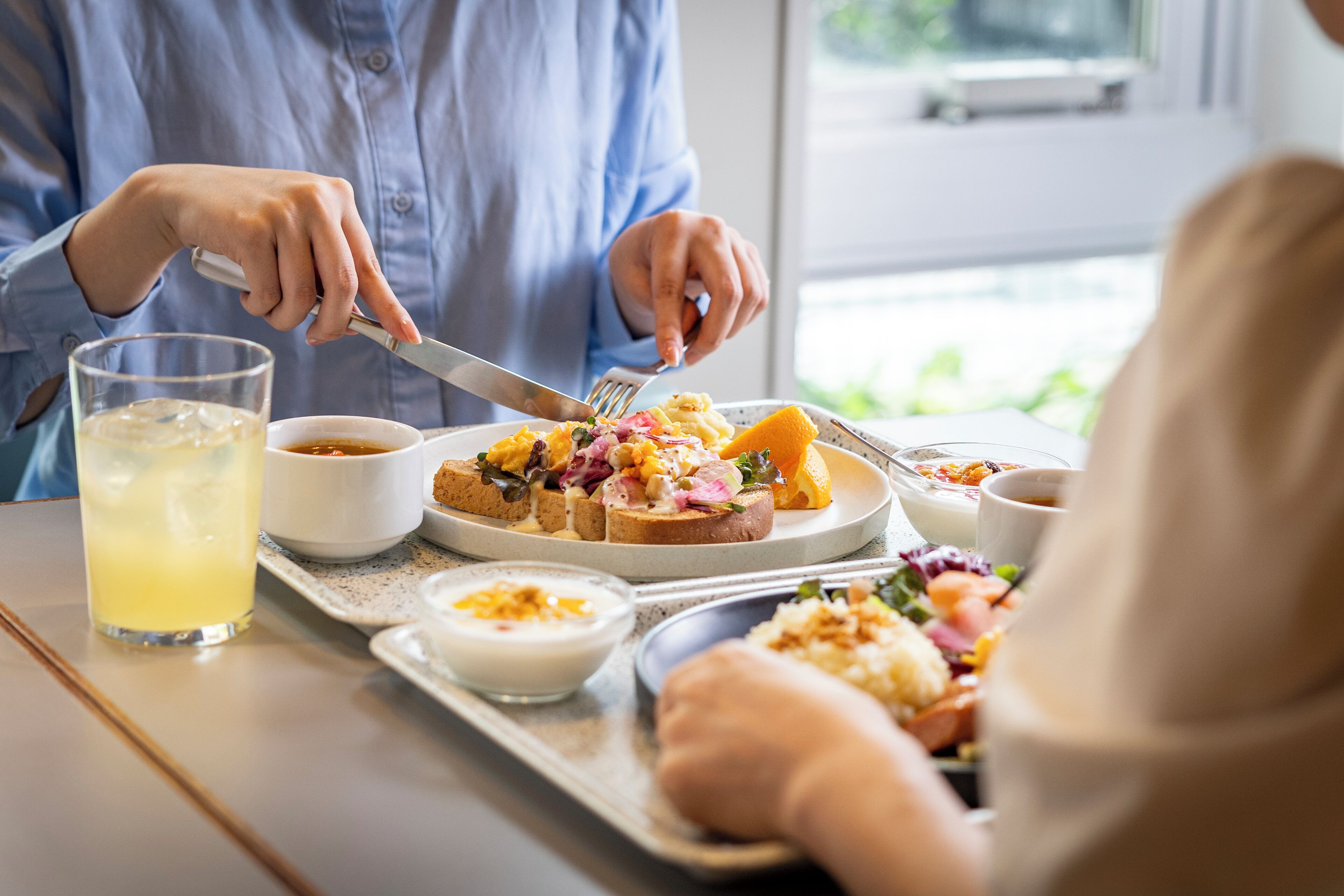 daily buffet breakfast (jpy 1650 per person)