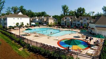 Indoor pool, outdoor pool