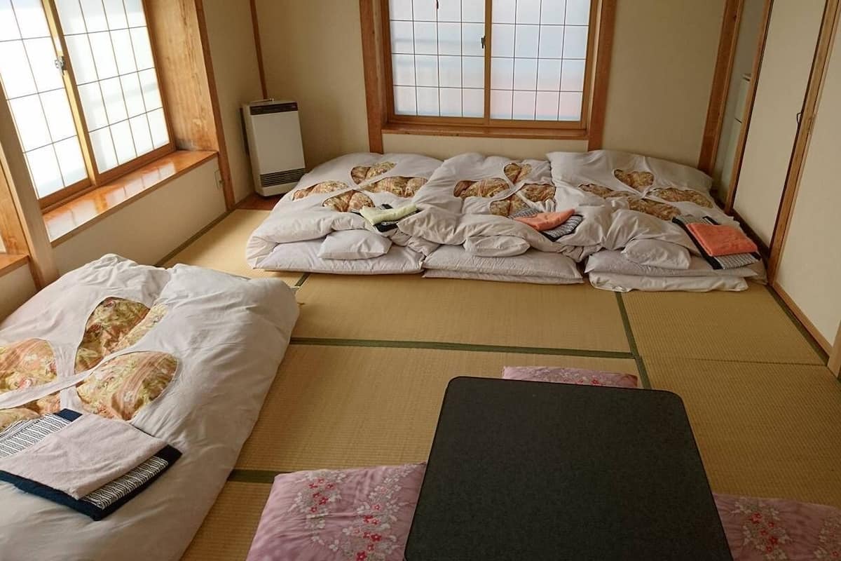 Chambre Tradition, salle de bains commune (Japanese Style for 4 Guests) | Coffres-forts dans les chambres, Wi-Fi gratuit