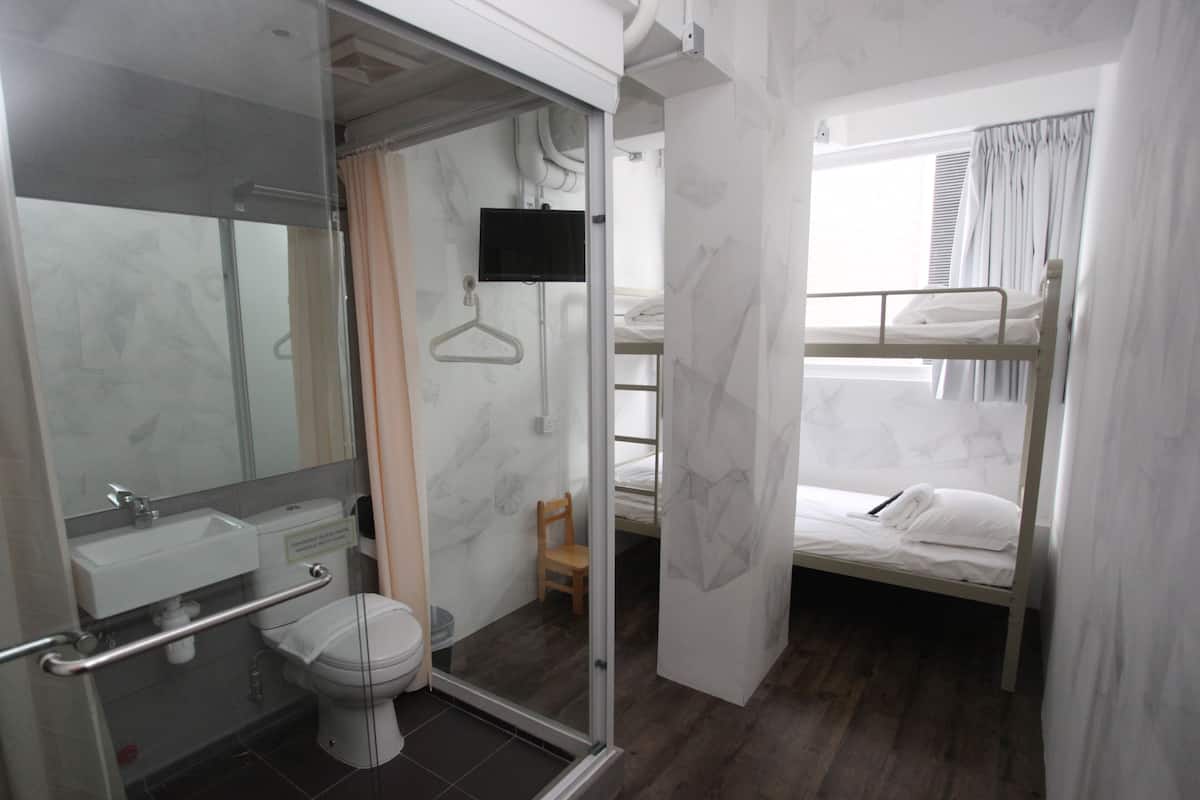 Kamar Twin | Wi-Fi gratis dan seprai linen