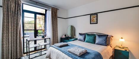 1 bedroom, iron/ironing board, free WiFi, bed sheets