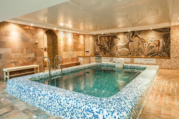 Indoor pool - Elektra Hotel (Bol'Sherechenskoe)