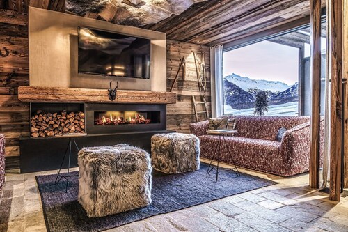 FW Ötztal Alps - top location on the ski slope with a fantastic view