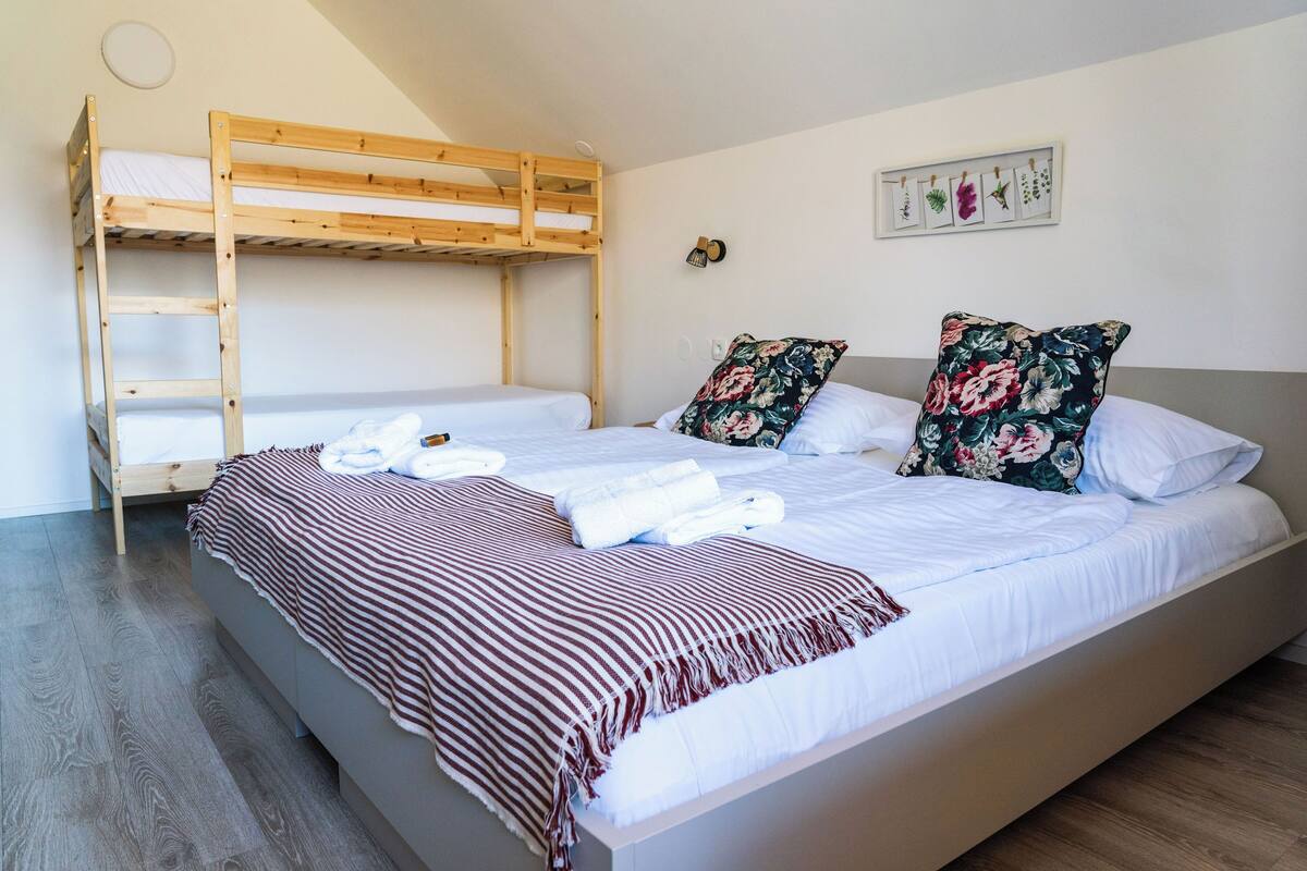 Soundproofing, cribs (free), WiFi (free), bed sheets