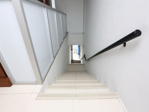 OYO 89435 Nusantara Group Hotel