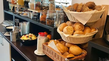 Desayuno continental todos los días (con cargo)