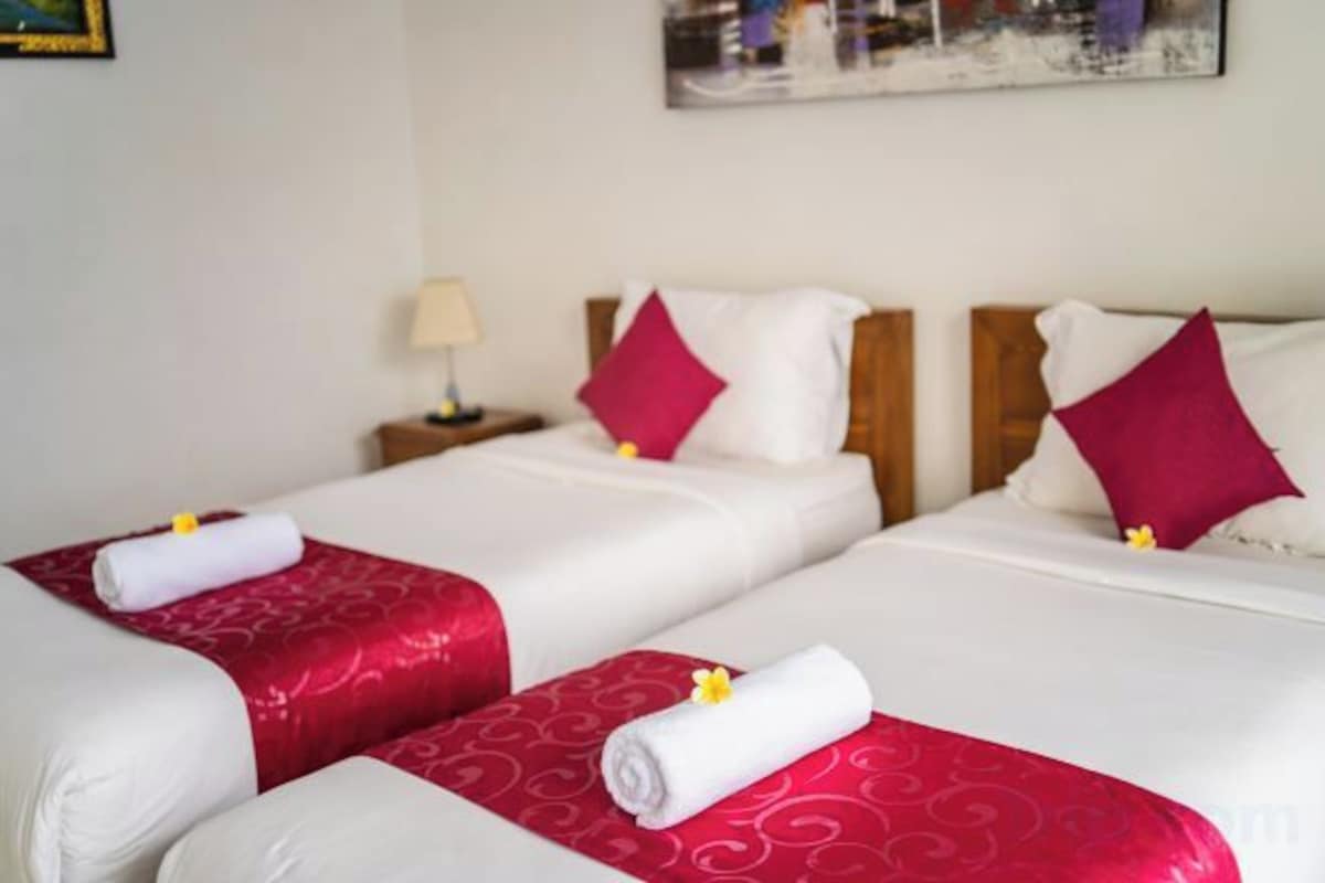 In-room safe, desk, blackout curtains, soundproofing