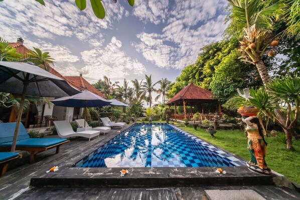 Exterior - Surya Maha Bungallo (Penida Island)