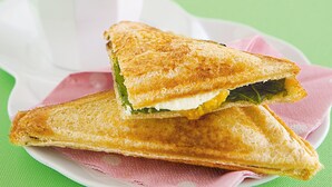 Sarapan ala kontinental setiap hari dengan biaya tambahan