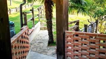 Enceinte de lâhĂ©bergement