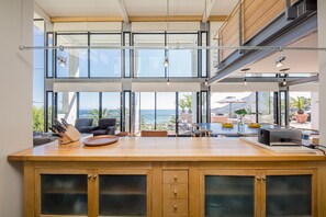 Grand House | Private kitchen | Fridge, microwave, oven, stovetop - Seventy Eight (Cape Town)