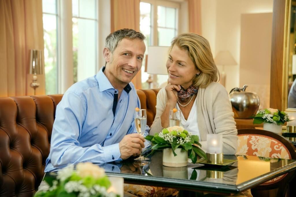 Breakfast, lunch, dinner served; Regional cuisine 