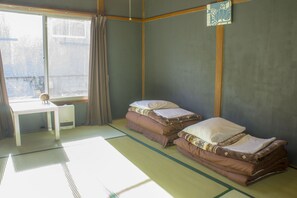 Private Vacation Home | Desk, free WiFi, bed sheets - Yoshimura House Hotel 3 (Fujikawaguchiko)