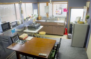 Private kitchen - Yoshimura House Hotel 3 (Fujikawaguchiko)