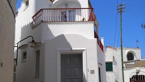واجهة المنشأة