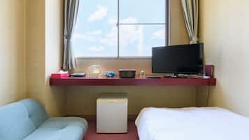 Single Room, Non Smoking | Bed sheets