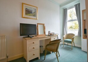 Individuell inredning, unika möbler, skrivbord och gratis wi-fi