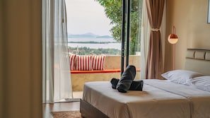 Luxury Villa, 5 Bedrooms, Private Pool, Sea View | 5 bedrooms, premium bedding, minibar, individually decorated - White Monkey Villa - Private Pool & Jacuzzi (Langkawi)