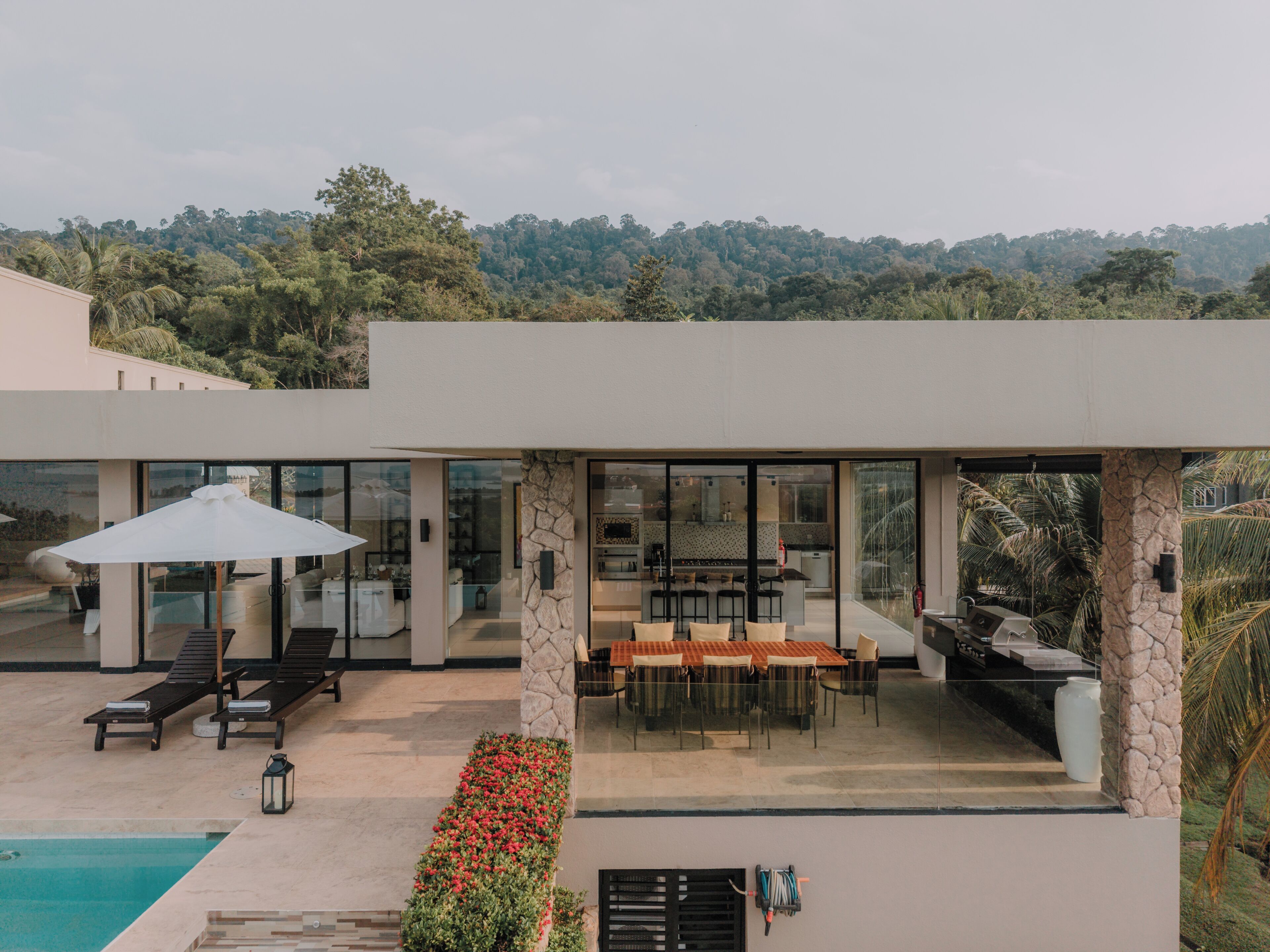 Tempat makan outdoor
