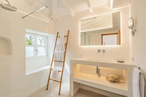 Chambre Supérieure Double ou avec lits jumeaux, vue mer | Salle de bain