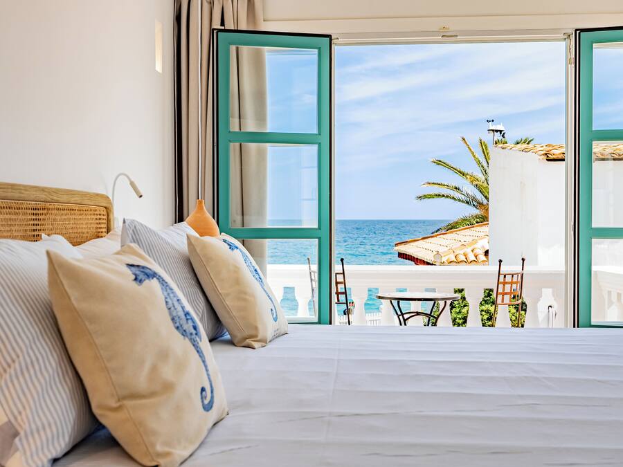Ropa de cama hipoalergénica y minibar