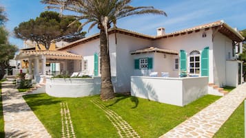 Facciata della struttura