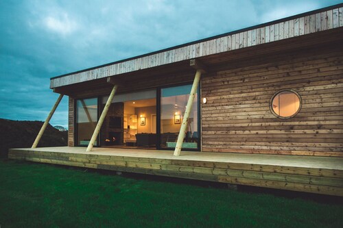 Lodge 16 - 3 Bed Sea-View  -  a john o'groat that sleeps 6 guests  in 3 bedrooms