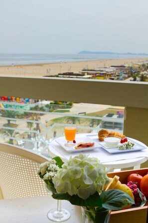 Pemandangan dari bilik