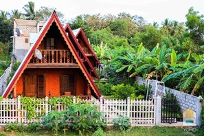 Deluxe Cabin | Desk, free WiFi - D Family Resort (Anuradhapura)