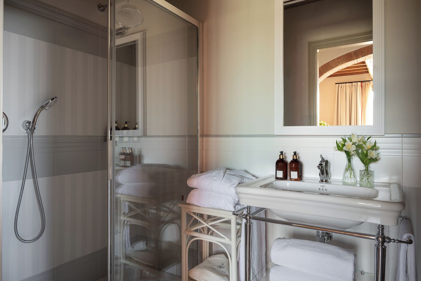 Photo - Torre a Cona Wine Estate