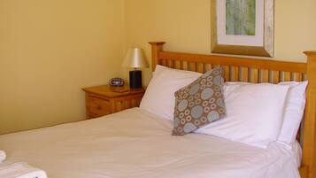 Small Double Room | Individually decorated, individually furnished, iron/ironing board