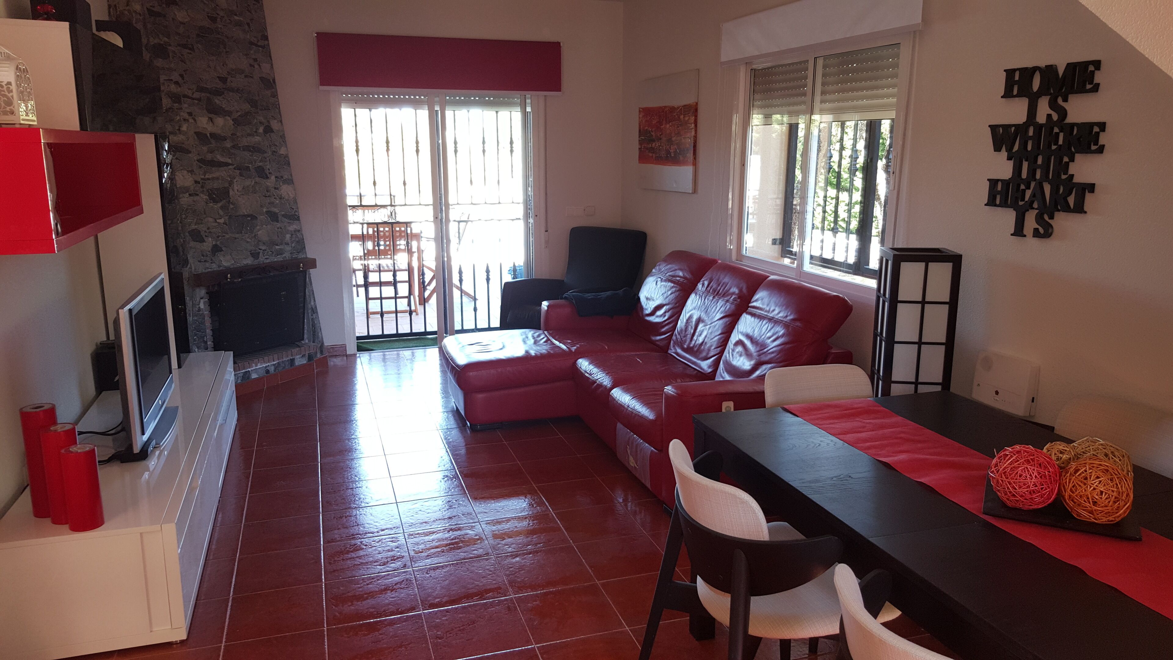 Holiday House, Weekends and Bridges