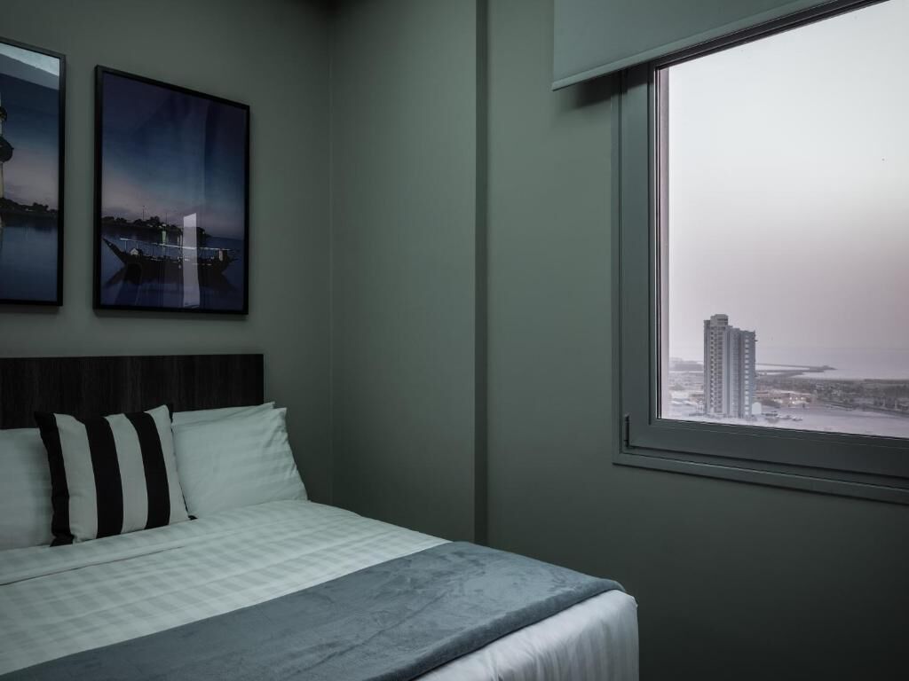 Executive Suite | 2 bedrooms, soundproofing, iron/ironing board, free WiFi