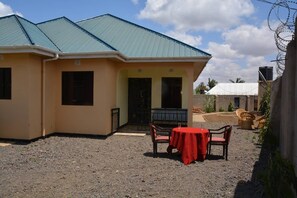 Exterior - Mtango House Sakina - Hostel (Arusha)