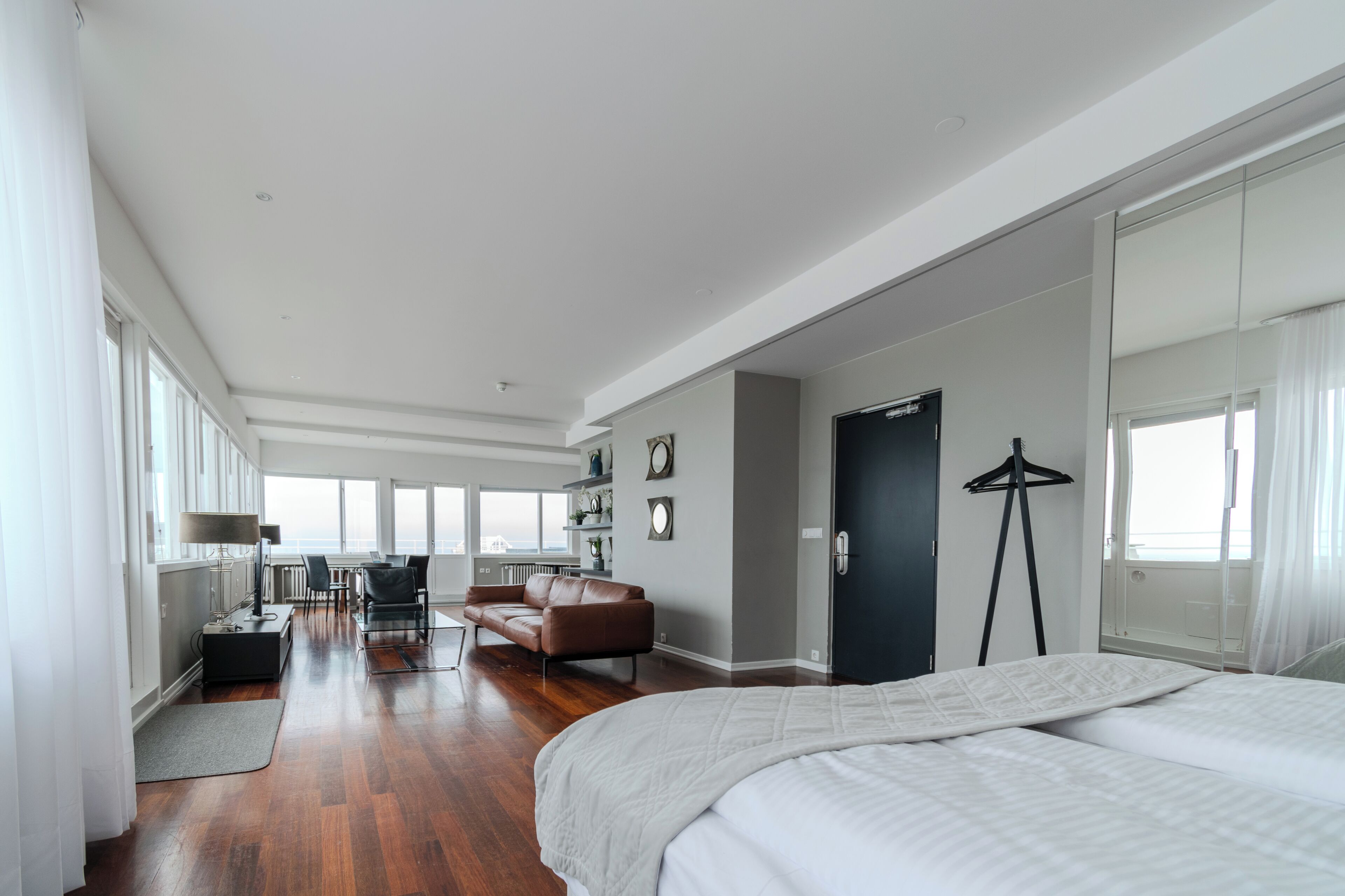 Photo - Midtown Reykjavik by Heimaleiga